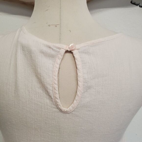 H&M conscious collection pale pink crochet gown - Picture 4 of 8